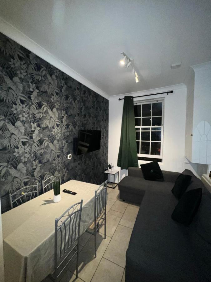 "Bright & Spacious" 3 Bedroom Flat By Kings Cross, St Pancras Station!!!!64 London Kültér fotó