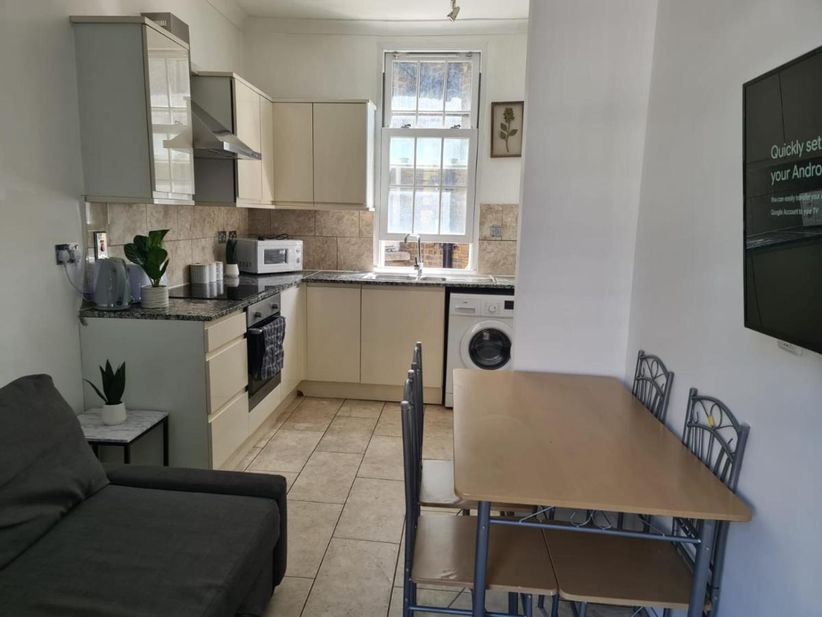 "Bright & Spacious" 3 Bedroom Flat By Kings Cross, St Pancras Station!!!!64 London Kültér fotó