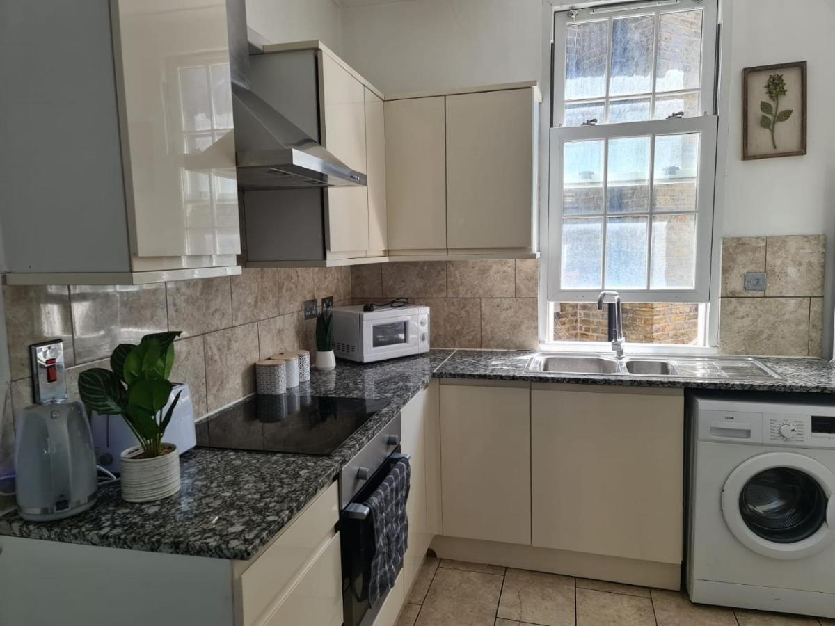 "Bright & Spacious" 3 Bedroom Flat By Kings Cross, St Pancras Station!!!!64 London Kültér fotó
