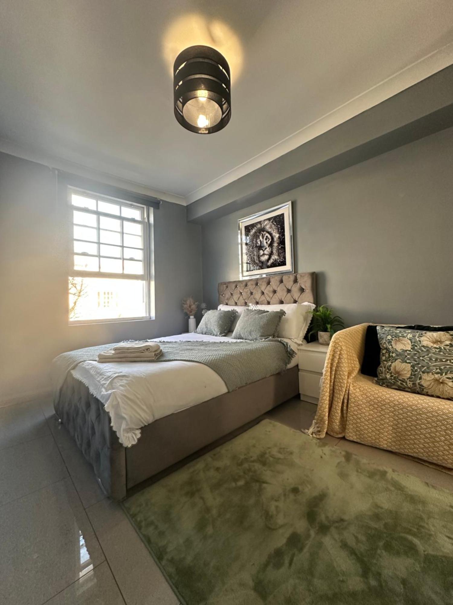 "Bright & Spacious" 3 Bedroom Flat By Kings Cross, St Pancras Station!!!!64 London Kültér fotó